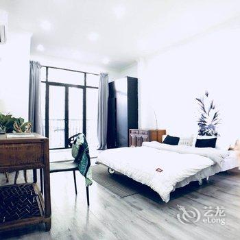 上海栖宿上海中心店公寓(襄阳南路分店)酒店提供图片