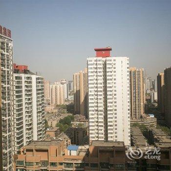 西安巢生活「泰华金汇」分店公寓酒店提供图片