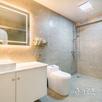 重庆行城江景公寓(大溪沟街分店)酒店提供图片