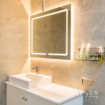 重庆行城江景公寓(大溪沟街分店)酒店提供图片