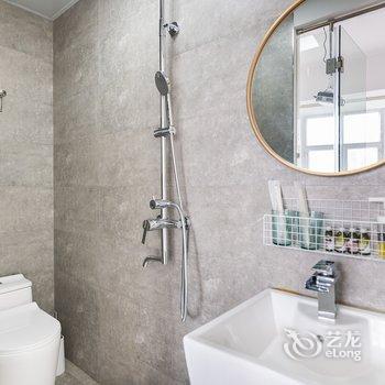 重庆行城江景公寓(大溪沟街分店)酒店提供图片