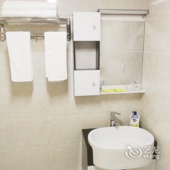 重庆等花开小窝公寓(下纯阳洞街分店)酒店提供图片