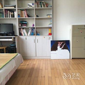 青岛喧哗公寓酒店提供图片