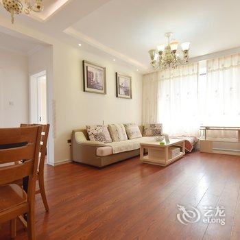 青岛尚志旅游度假公寓(漓江东路与披云山路交叉口分店)酒店提供图片