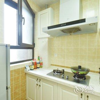 青岛尚志旅游度假公寓(漓江东路与披云山路交叉口分店)酒店提供图片