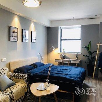 成都行樂小屋公寓酒店提供图片