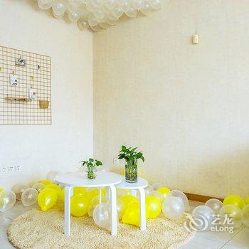重庆江屿城江景民宿(7号店)酒店提供图片