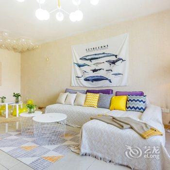 重庆江屿城江景民宿(7号店)酒店提供图片