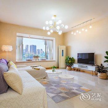 重庆江屿城江景民宿(7号店)酒店提供图片