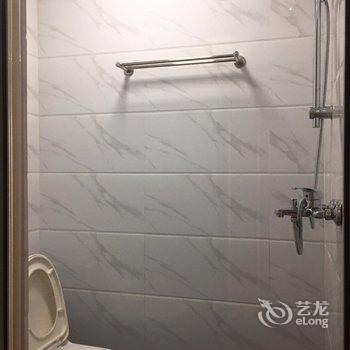 广州塔夜景高层民宿(白梧桐轰趴馆分店)酒店提供图片