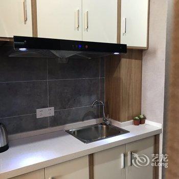 重庆浪漫爱丽堡公寓酒店提供图片