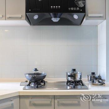 上海城家精选公寓(上海)(4号线宜山路站1号口分店)酒店提供图片