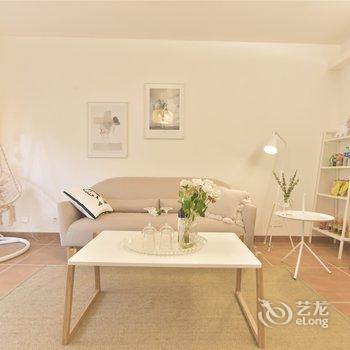 Art艺宿公寓NO.3酒店提供图片
