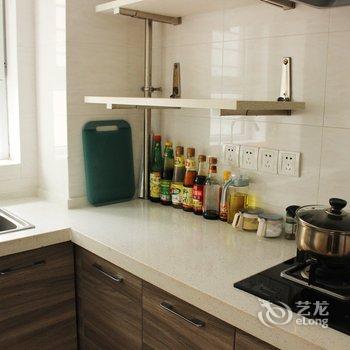 拾闲民宿(青岛滨海三路店)酒店提供图片