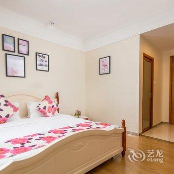 广州广州ins小清新大床房公寓(元下底路分店)酒店提供图片