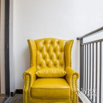 广州广州ins小清新大床房公寓(元下底路分店)酒店提供图片