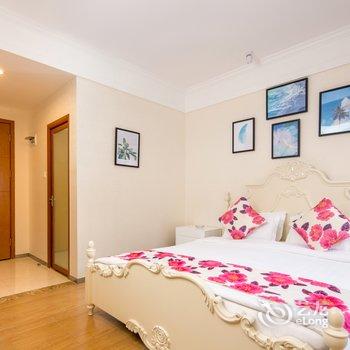 广州广州ins小清新大床房公寓(元下底路分店)酒店提供图片