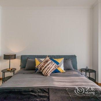 西安Locals路客·西安雁塔A17舍公寓(与西影路分店)酒店提供图片