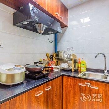 广州属于你异地的家特色民宿酒店提供图片