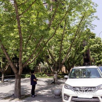 重庆甘霖居文化风情小屋酒店提供图片