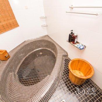 梦屋蓝泉别墅(青岛温泉度假村店)酒店提供图片