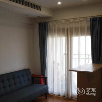 重庆恍然间公寓(周公馆分店)酒店提供图片