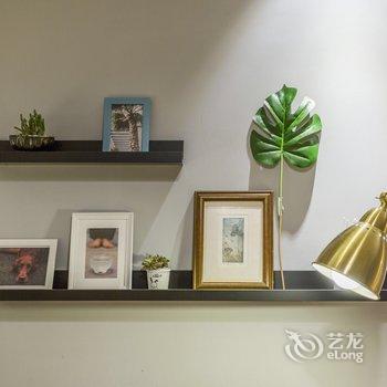 成都雨雨公寓(福善莲根禅文化艺术馆分店)酒店提供图片