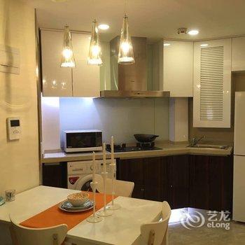 旅途中的温馨小家公寓(上海馨园店)酒店提供图片