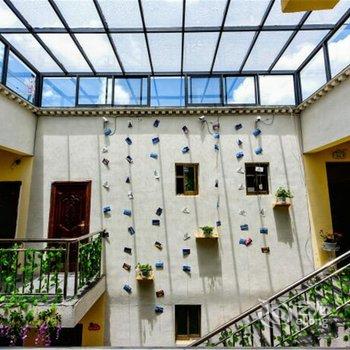 拉萨格林花园客栈酒店提供图片