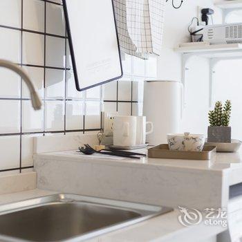 上海朋下公寓(普陀交警岗亭分店)酒店提供图片