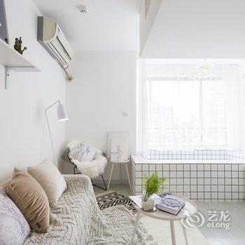 上海朋下公寓(普陀交警岗亭分店)酒店提供图片