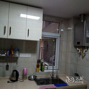 青岛长沙路绿茶套房公寓酒店提供图片