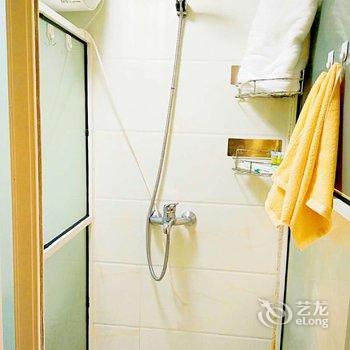 上海青春之旅老洋房(陕西南路分店)酒店提供图片