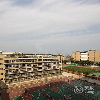 桂林火车站顶层复式复式酒店提供图片