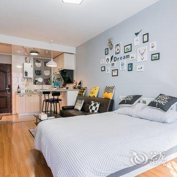 上海炉石的小狗子公寓酒店提供图片