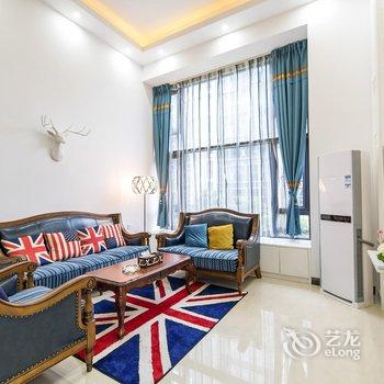 广州不离初心复式(桥兴大道分店)酒店提供图片