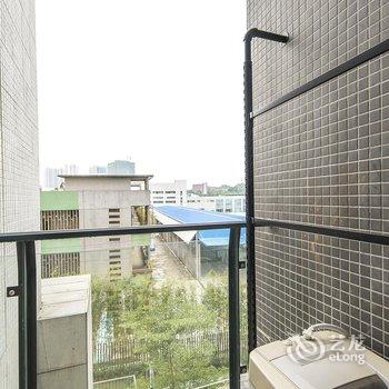 广州不离初心复式(桥兴大道分店)酒店提供图片