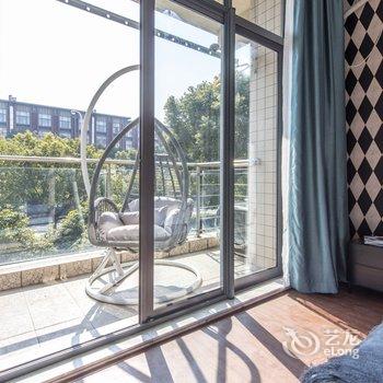 CosyRoom公寓(上海白杨路店)酒店提供图片