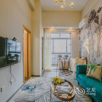 成都露(00120480)公寓(自然乐园分店)酒店提供图片