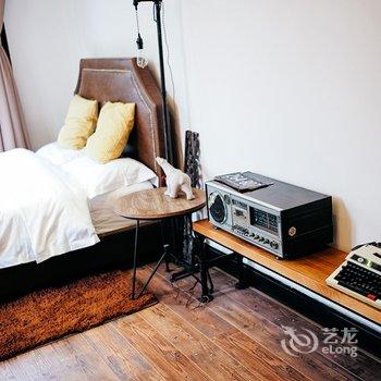 上海后窗日租民宿(绍兴路分店)酒店提供图片