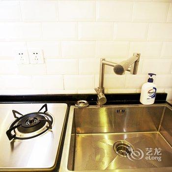 上海后窗日租民宿(绍兴路分店)酒店提供图片