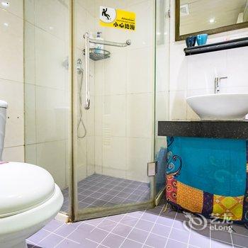 重庆MrSunmer的民宿(五四路店)酒店提供图片
