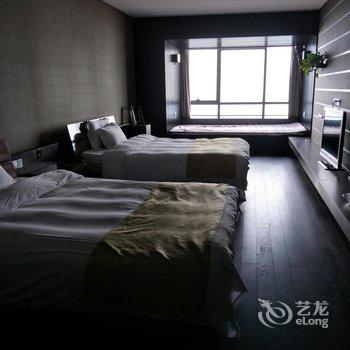 青岛瑞玉皇冠公寓那鲁湾店酒店提供图片