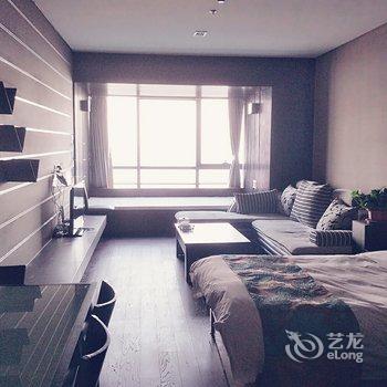 青岛瑞玉皇冠公寓那鲁湾店酒店提供图片