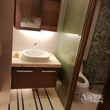 青岛上上民宿公寓(嘉陵江东路与金沙滩路交叉口分店)酒店提供图片