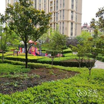 青岛上上民宿公寓(嘉陵江东路与金沙滩路交叉口分店)酒店提供图片