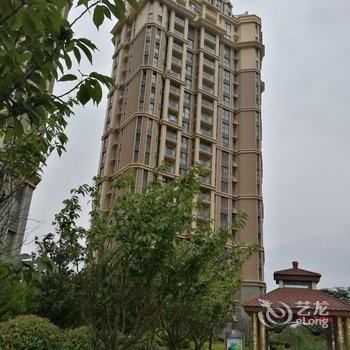 青岛上上民宿公寓(嘉陵江东路与金沙滩路交叉口分店)酒店提供图片