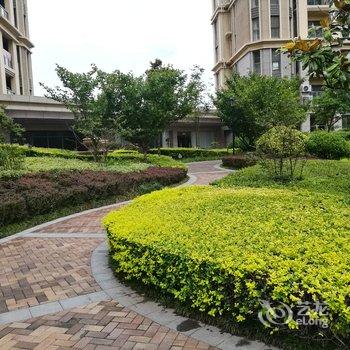 青岛上上民宿公寓(嘉陵江东路与金沙滩路交叉口分店)酒店提供图片