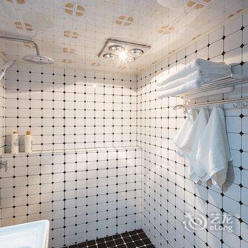 罗琴公寓(长江滨江路1号分店)酒店提供图片