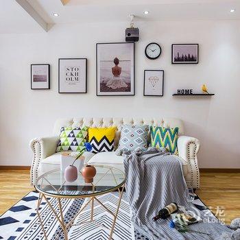 罗琴公寓(长江滨江路1号分店)酒店提供图片